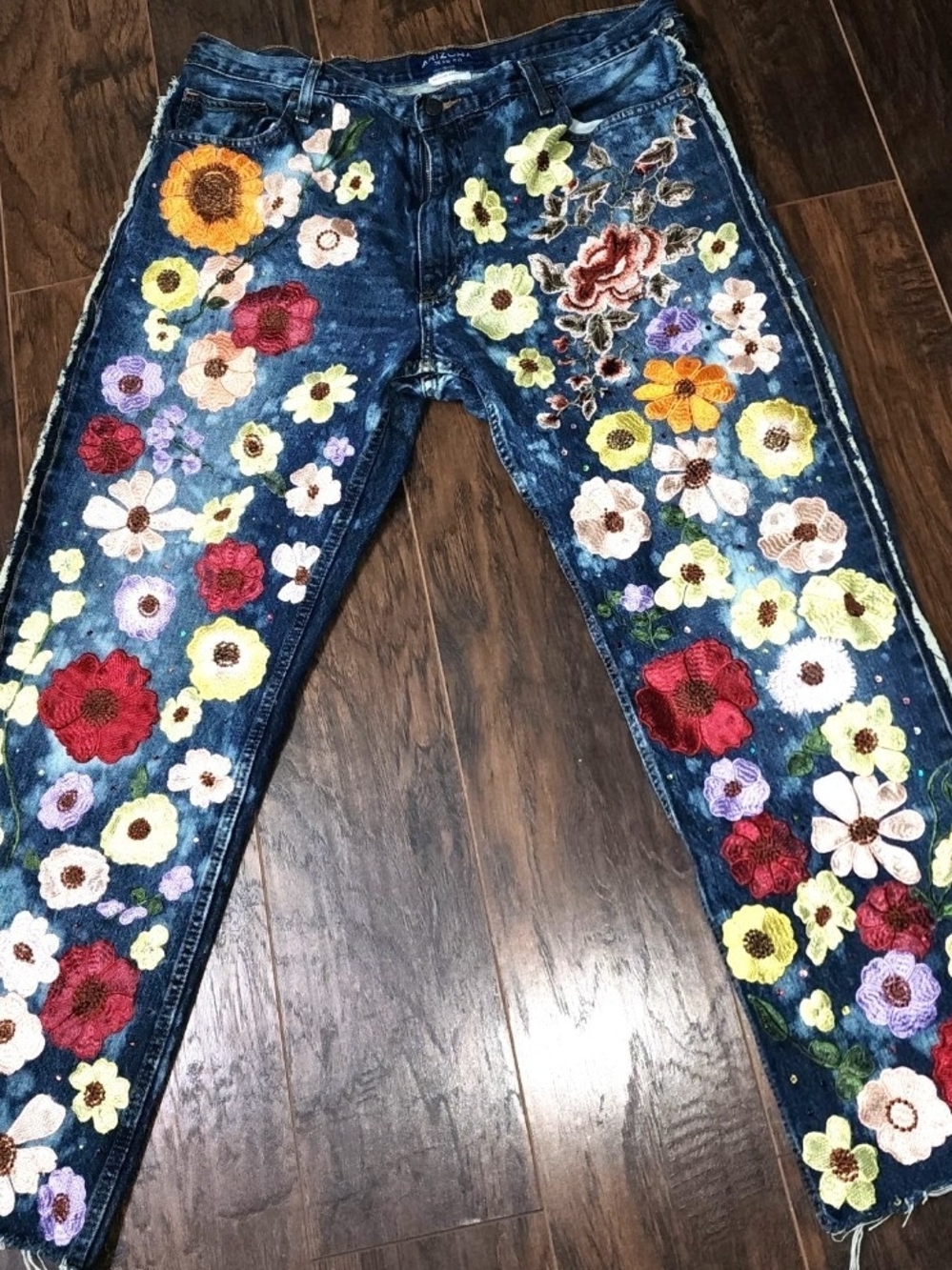 Arizona Jean Company Dark Blue Floral Embroidered Straight Leg Jeans
